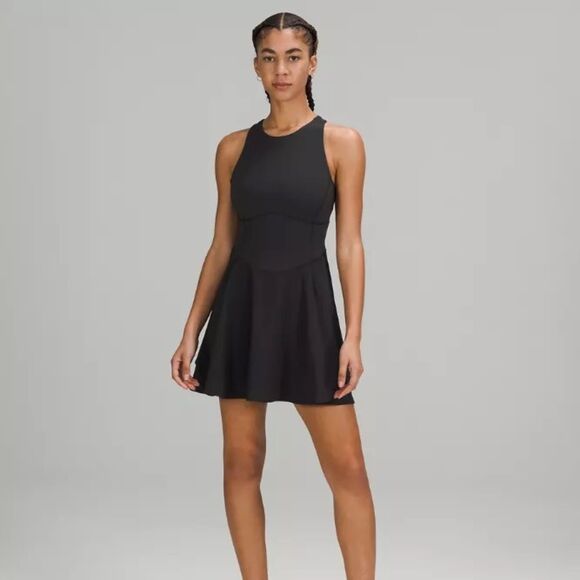 New Lululemon Courtcrush Short Lined Black Tennis Dress Sz 10 - Picture 1 of 11